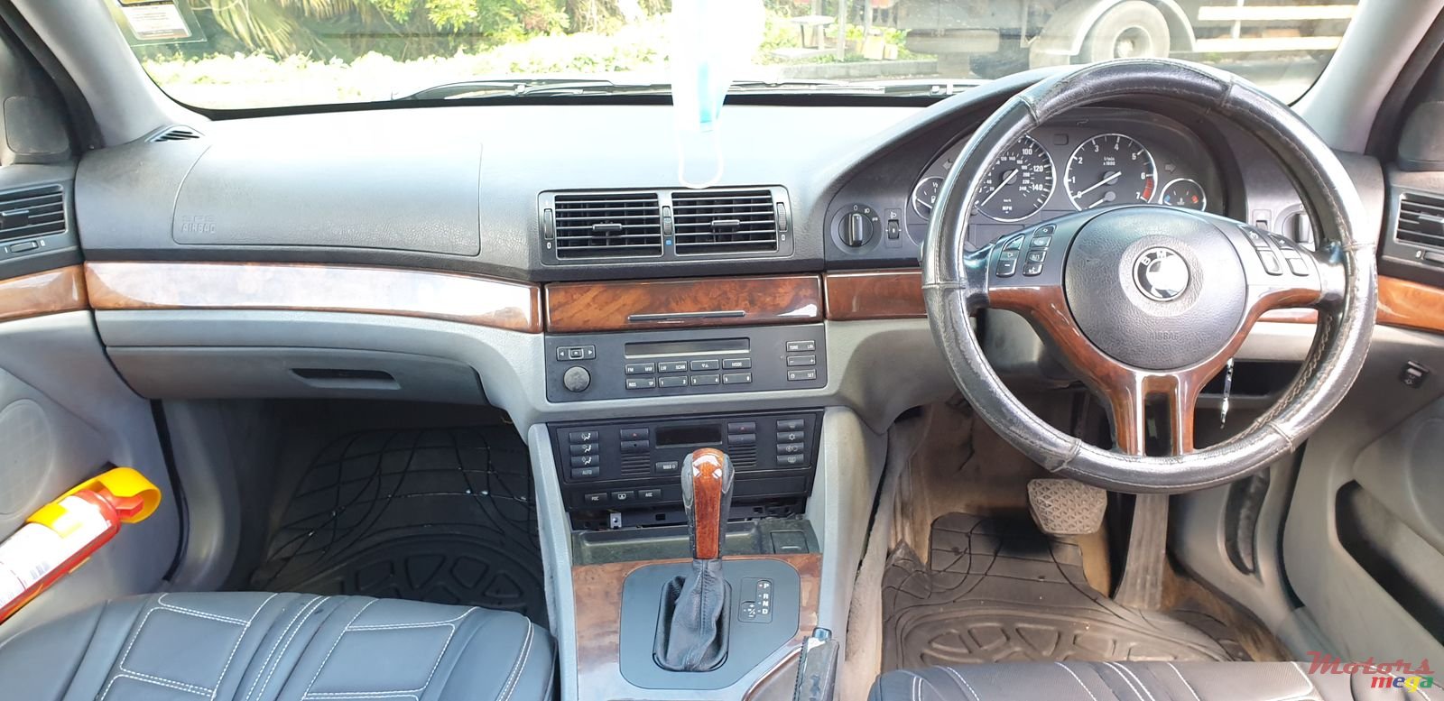 2001' BMW 525 photo #6