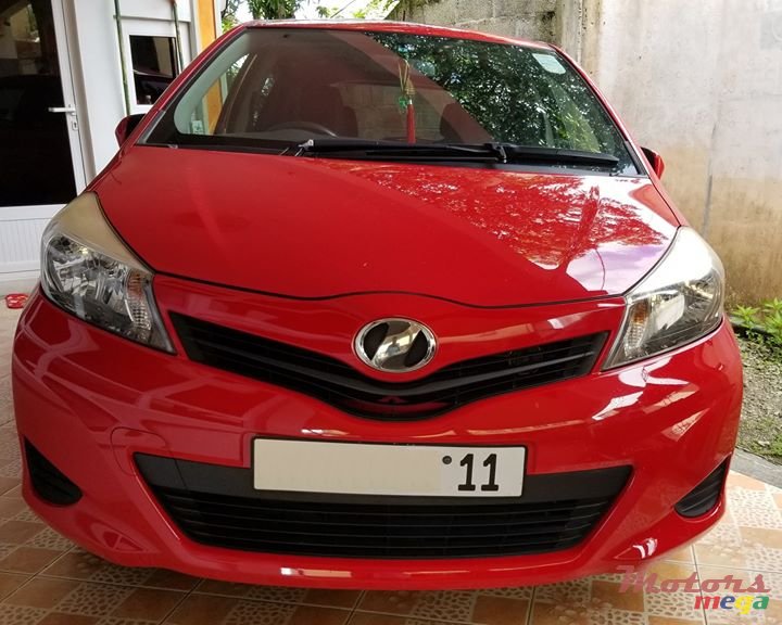 2011' Toyota Vitz photo #1