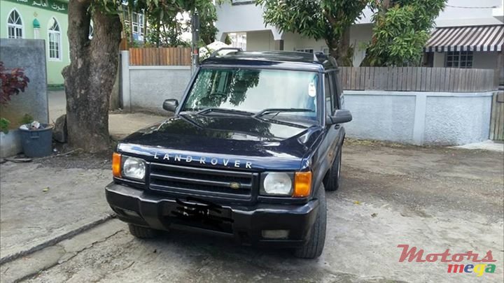2001' Land Rover Discovery Series II photo #1