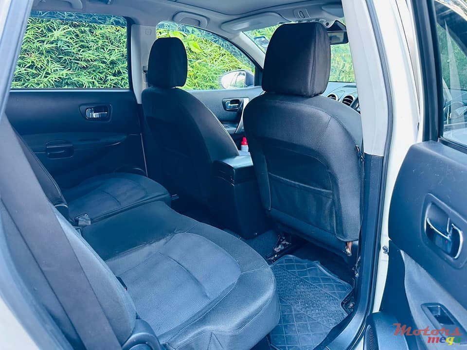 2013' Nissan Qashqai+2 1.6l MANUAL photo #6