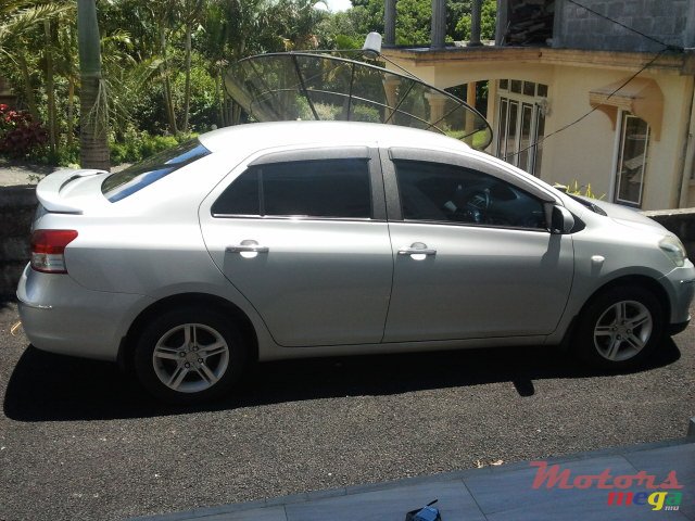 2008' Toyota Yaris belta photo #4