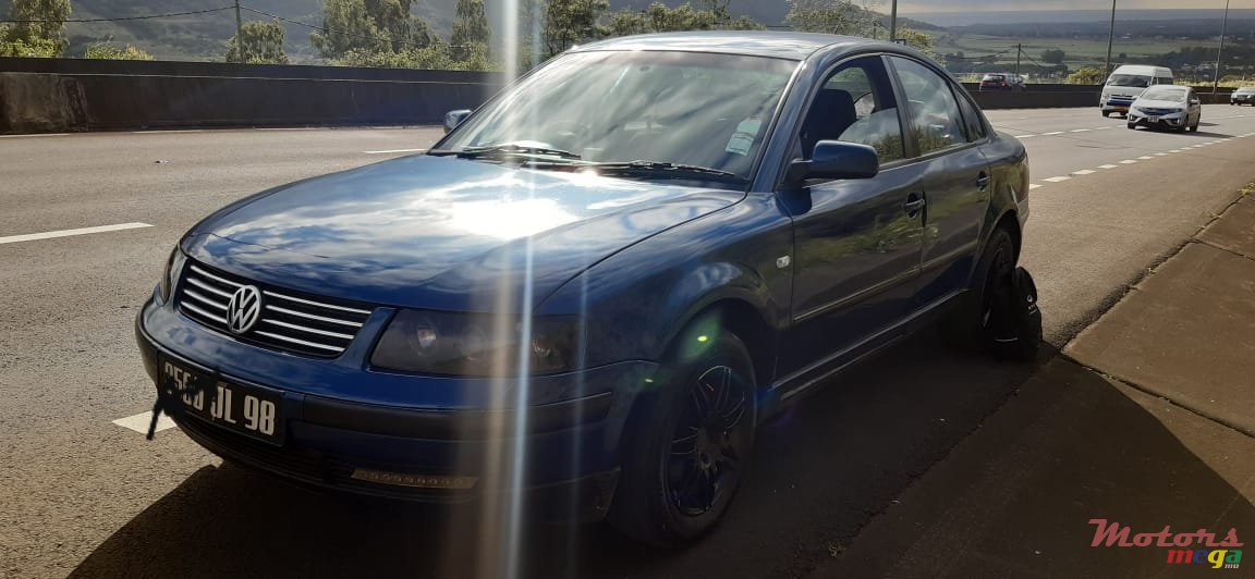 1998' Volkswagen Passat photo #4