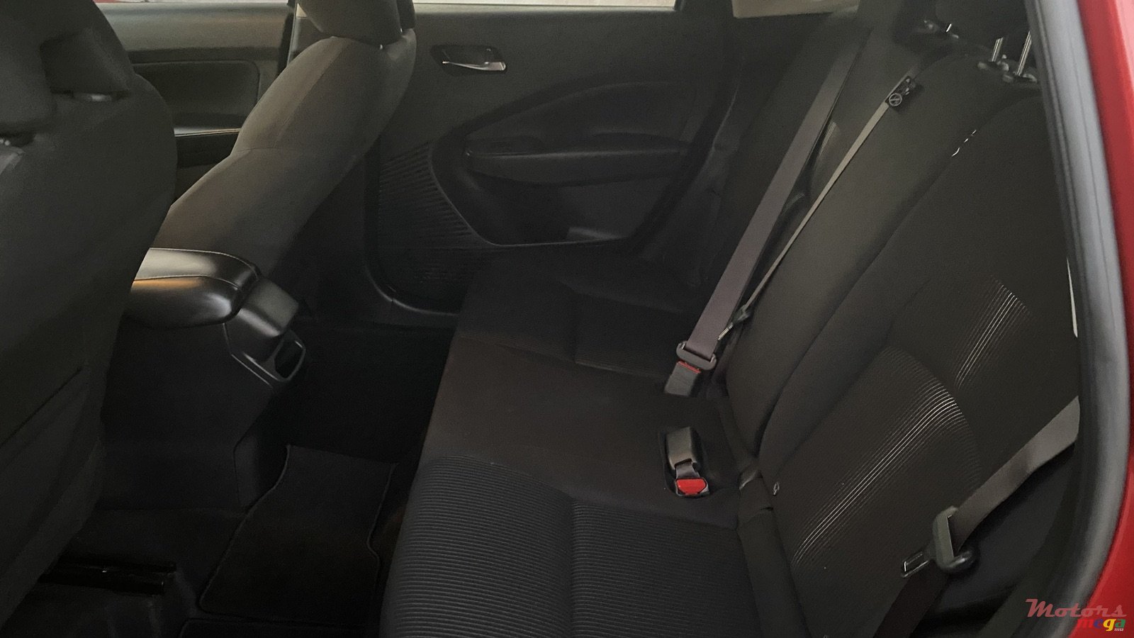 2022' Nissan Note E-Power photo #6