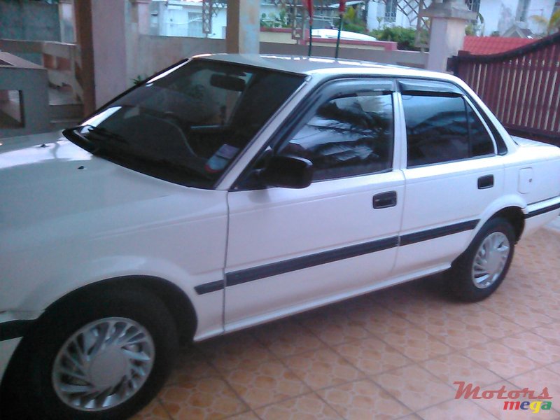 1989' Toyota Corolla ee90 photo #3