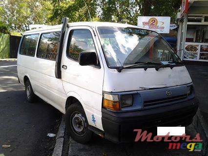 1996' Toyota HiAce photo #1