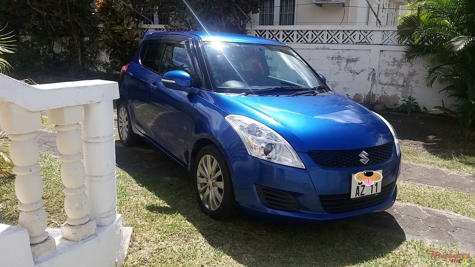 2011' Suzuki Swift photo #2