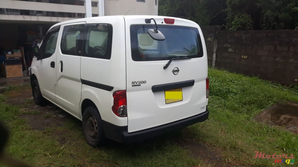 2012' Nissan NV None photo #3