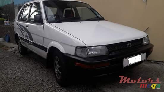 1989' Subaru Justy none photo #2