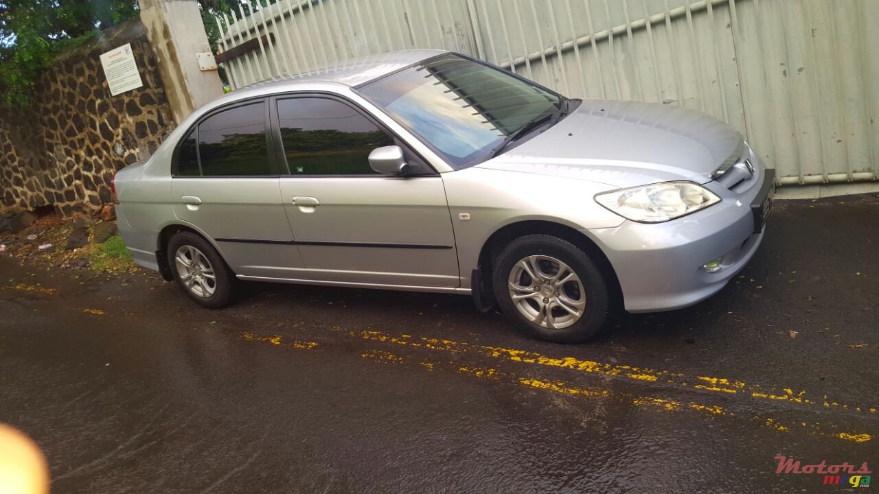 2006' Honda Civic photo #2