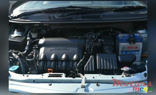 2005' Honda Jazz photo #6