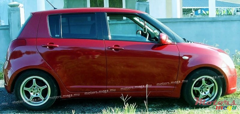 2005' Suzuki Swift photo #1