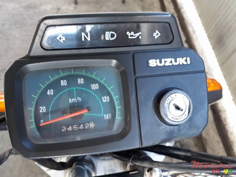 2014' Suzuki AX100 photo #6
