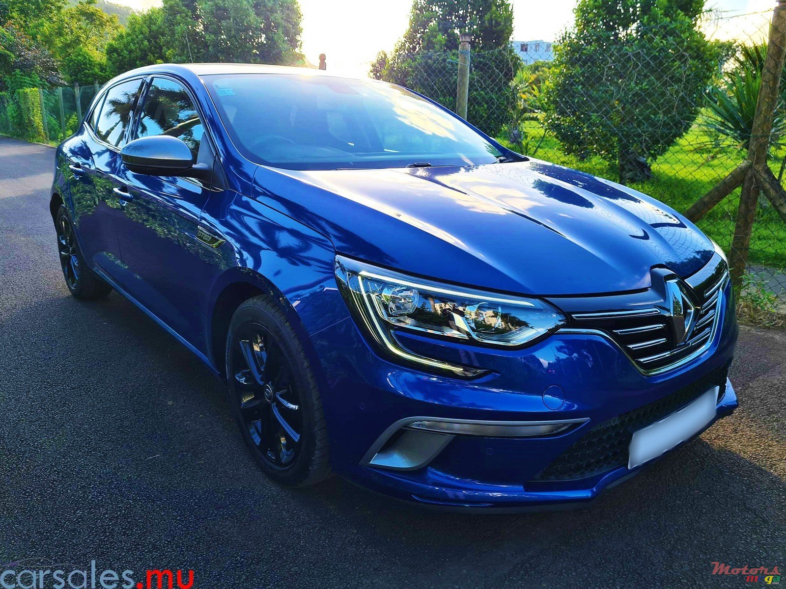 2017' Renault Megane 1.2 GT Line photo #2