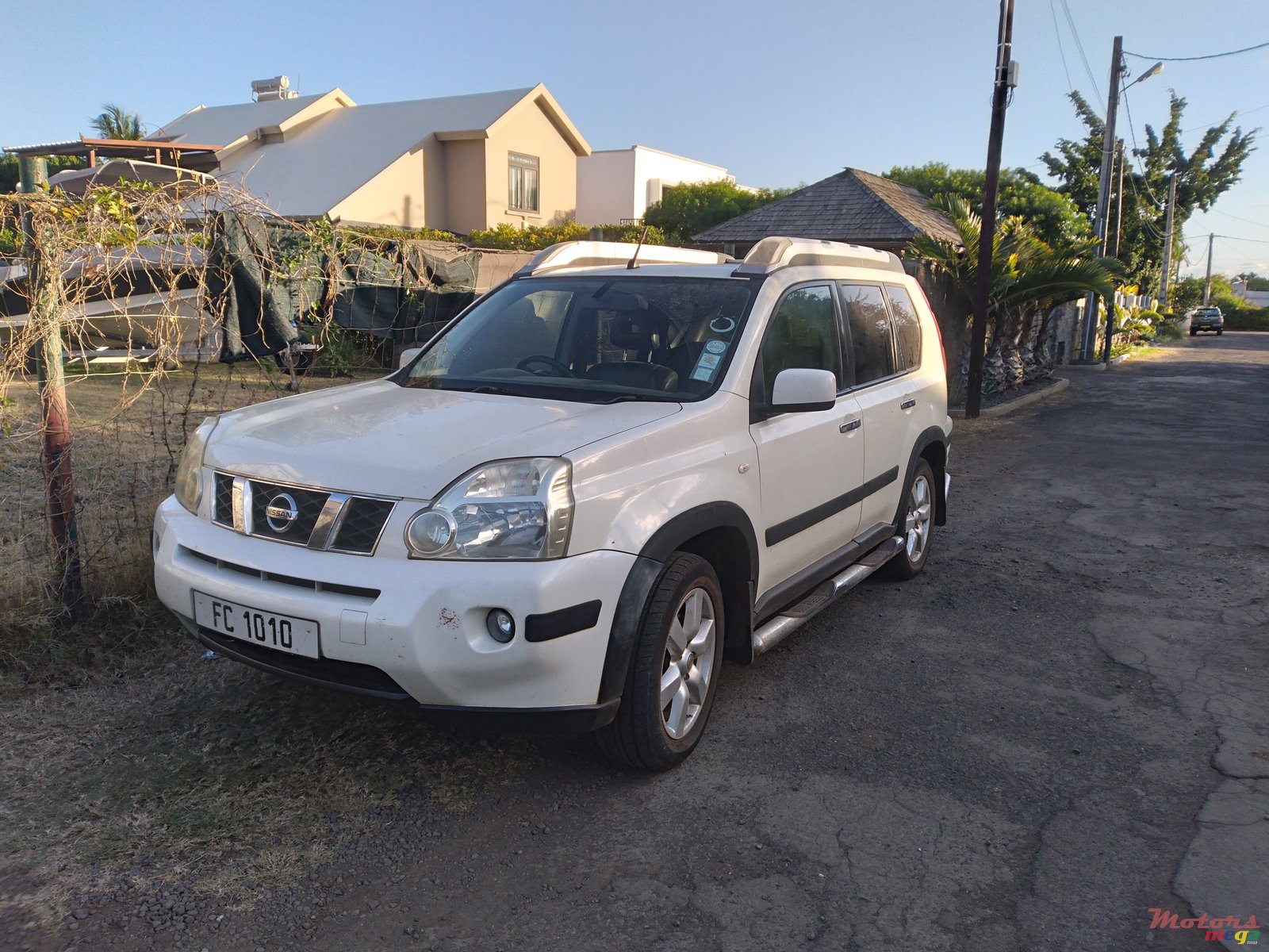 2011' Nissan X-Trail photo #2