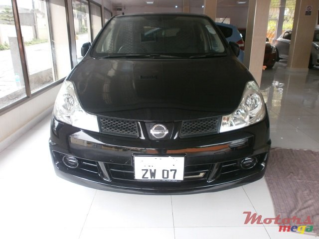 2007' Nissan Wingroad photo #1