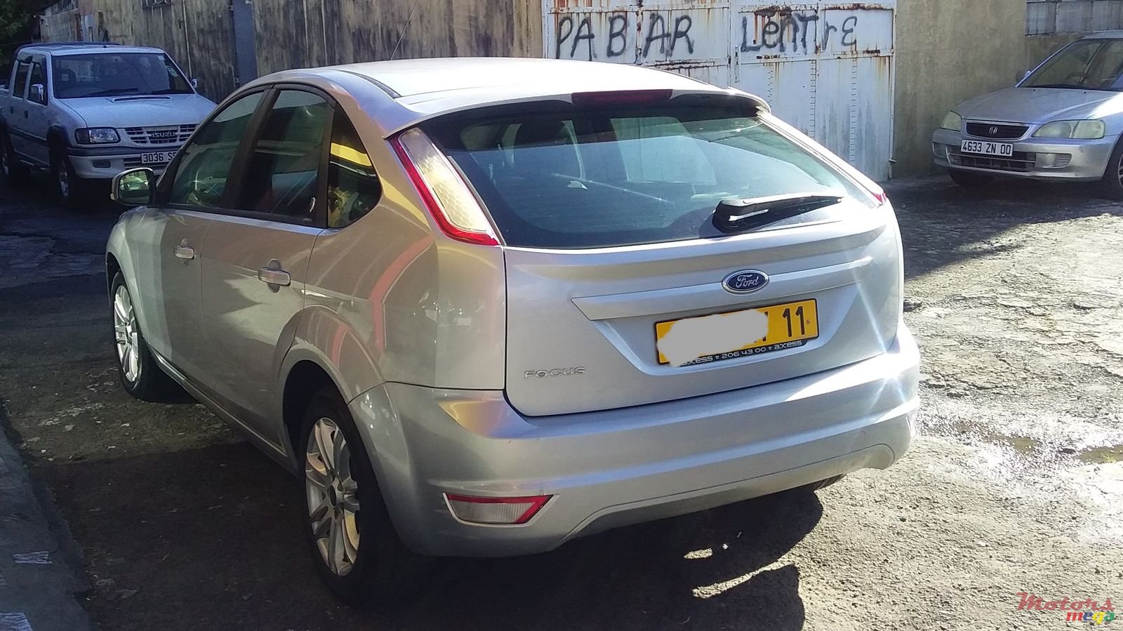 2010' Ford Focus photo #4