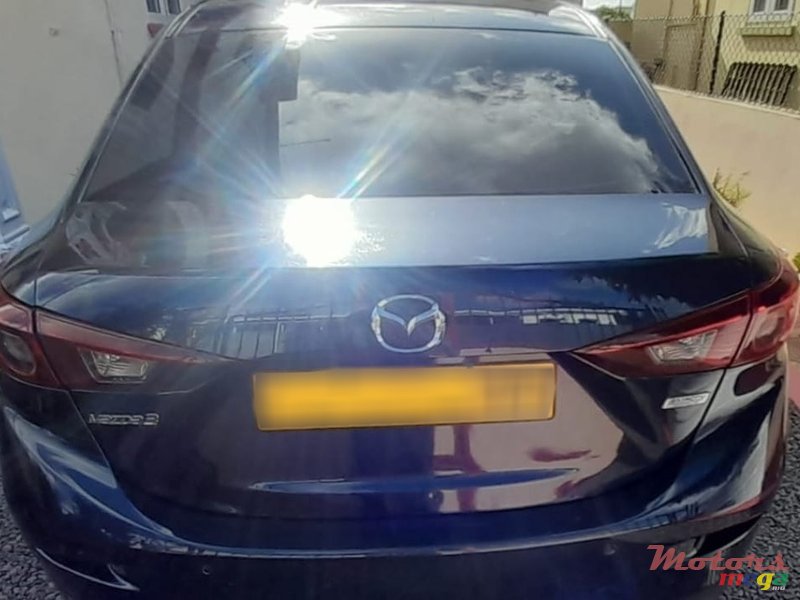 2017' Mazda 3 photo #4