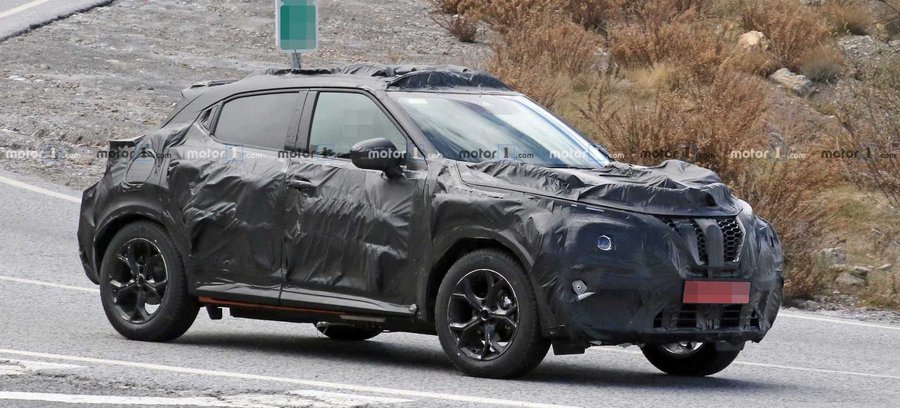 2020 Nissan Juke Spied With Camo Just As Funky As The Styling