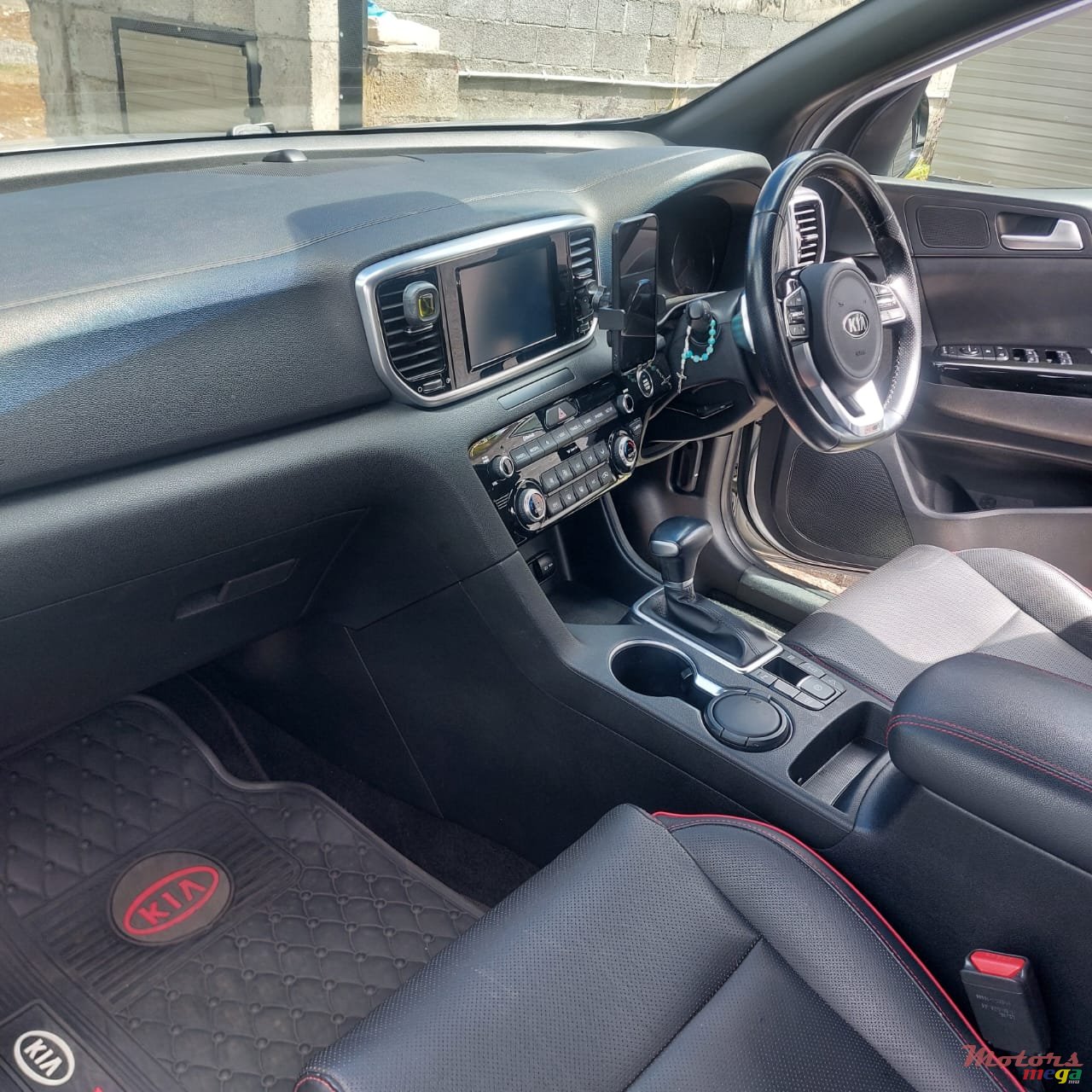 2020' Kia photo #7