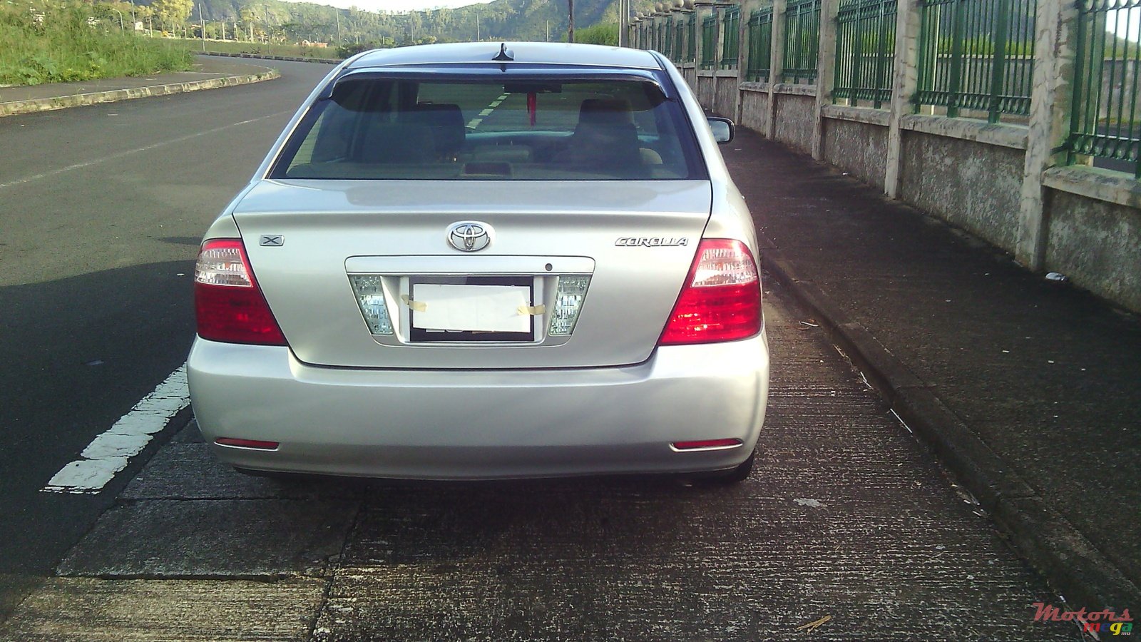 2005' Toyota Corolla photo #3