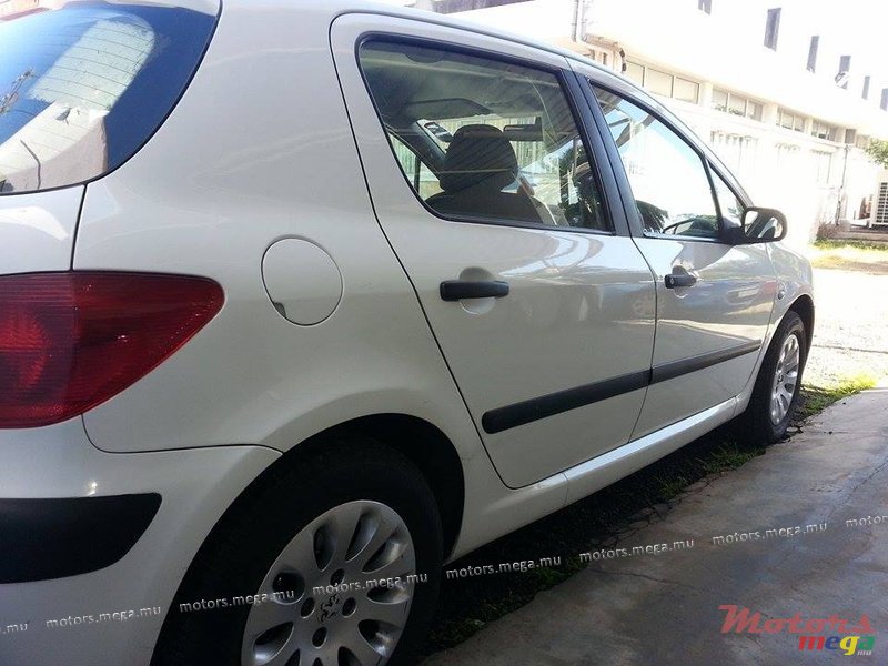 2006' Peugeot photo #3