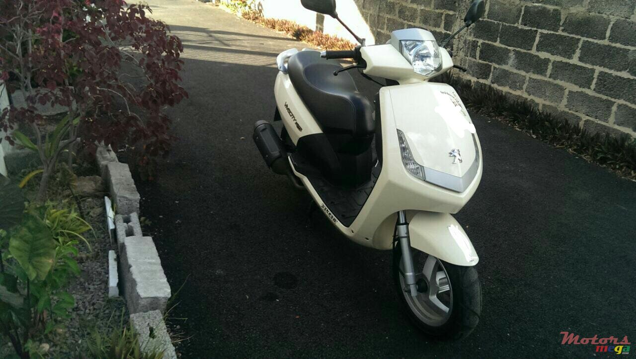 2015' Peugeot photo #1