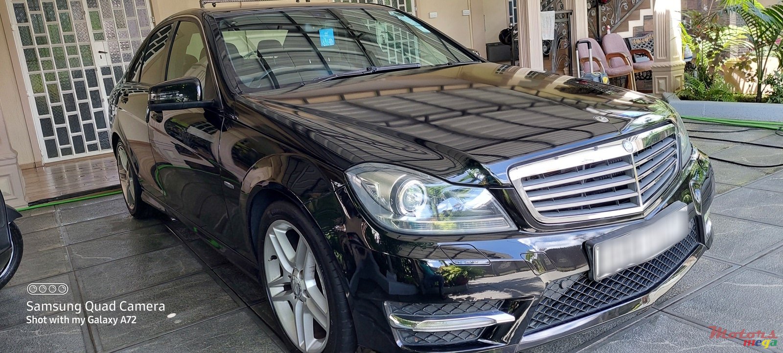 2011' Mercedes-Benz AMG photo #1