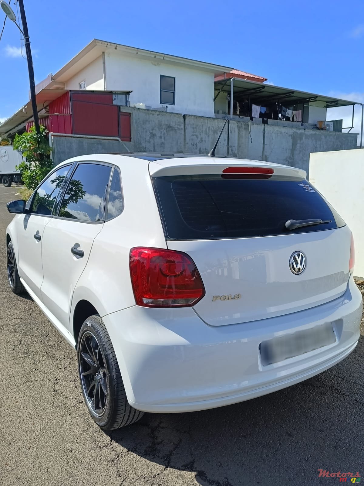 2012' Volkswagen photo #2