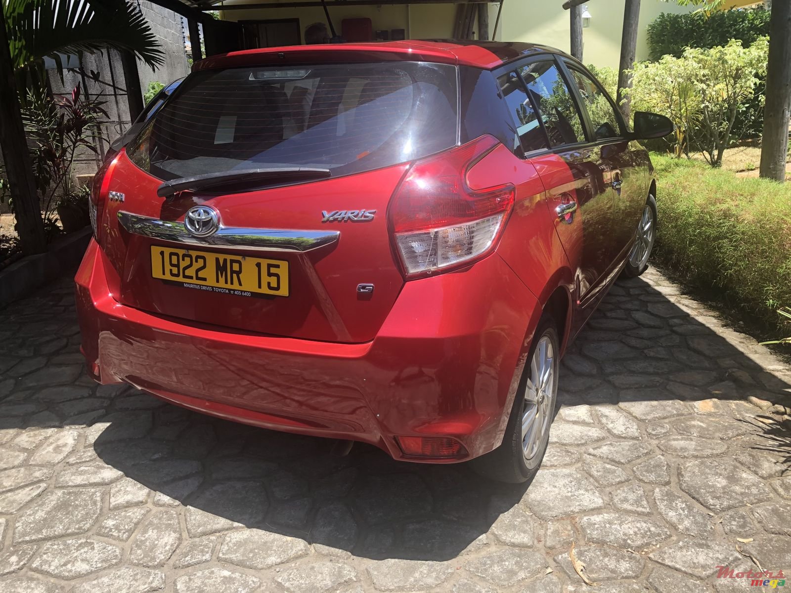 2015' Toyota Yaris photo #1