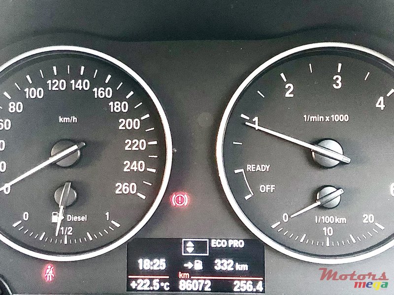 2016' BMW 1 Series 116d Efficiency Dynamics photo #5