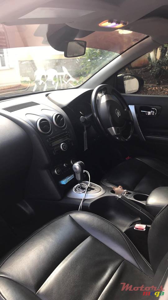 2010' Nissan Qashqai photo #2