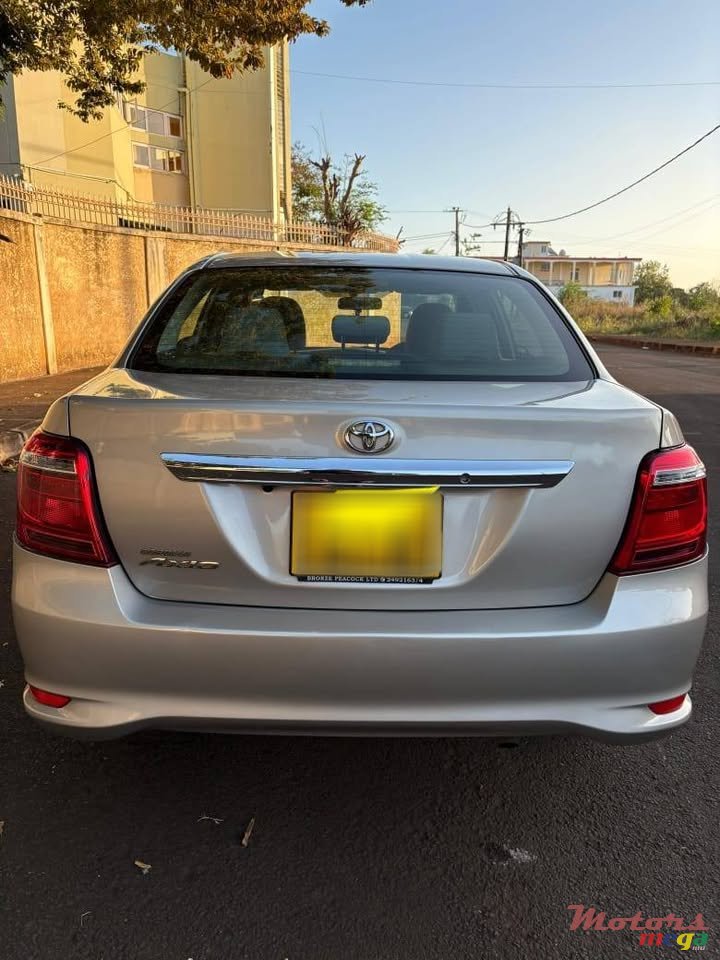 2015' Toyota Axio photo #3