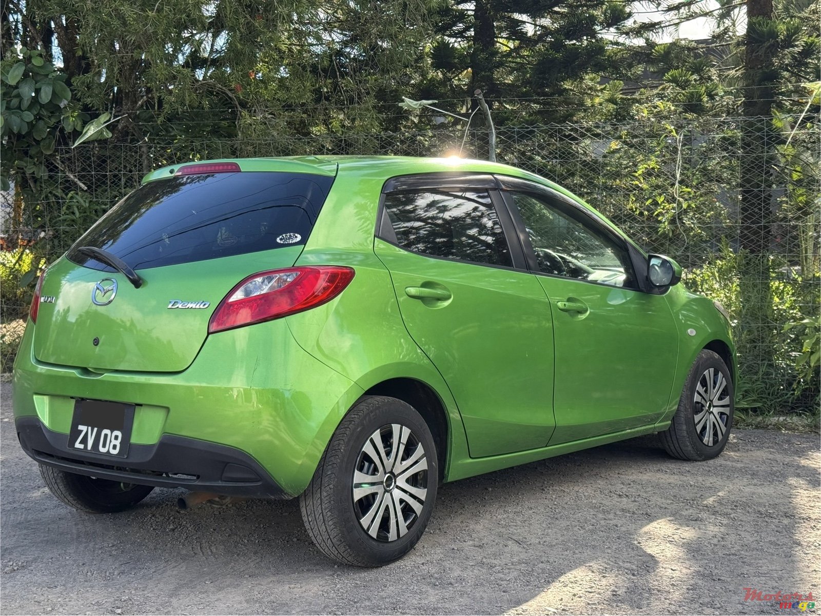 2008' Mazda Demio photo #4