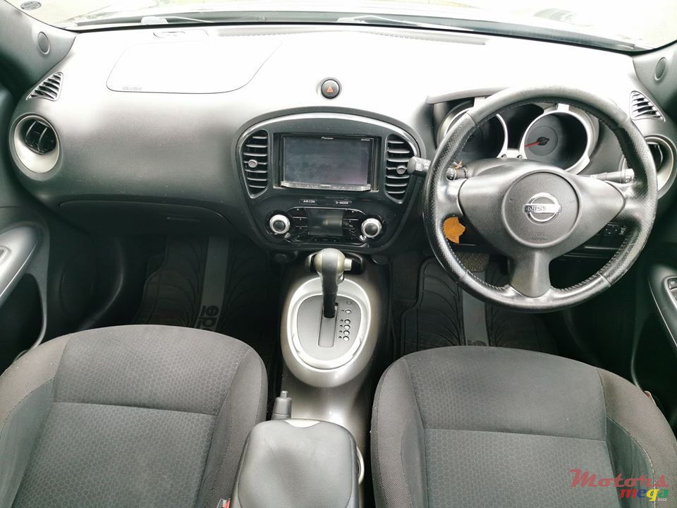 2011' Nissan Juke photo #6