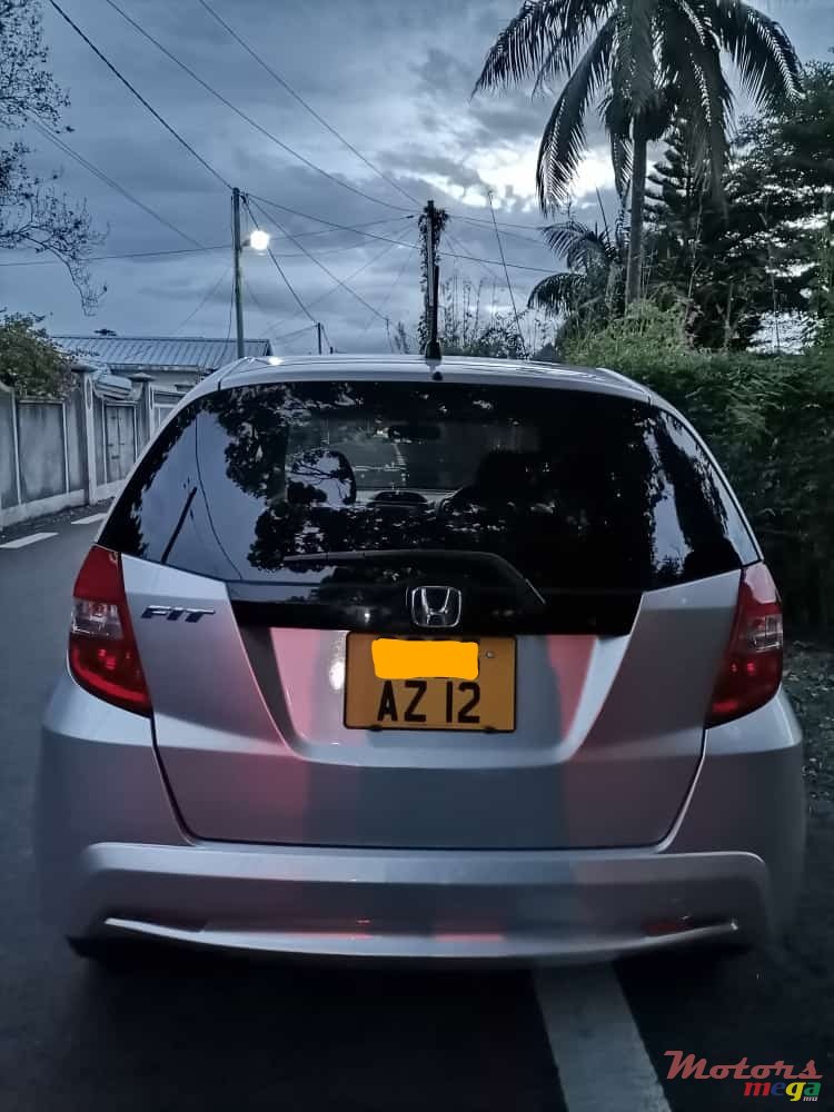 2012' Honda Fit Automatic photo #3