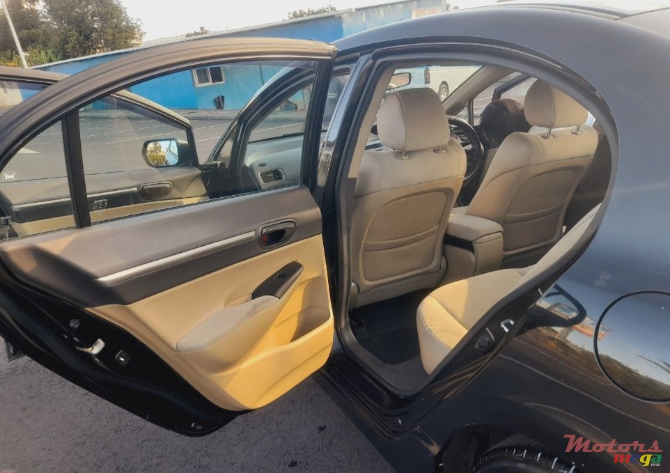 2008' Honda Civic photo #4