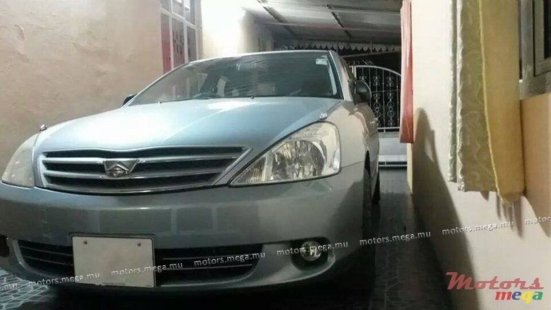 2003' Toyota Allion photo #1