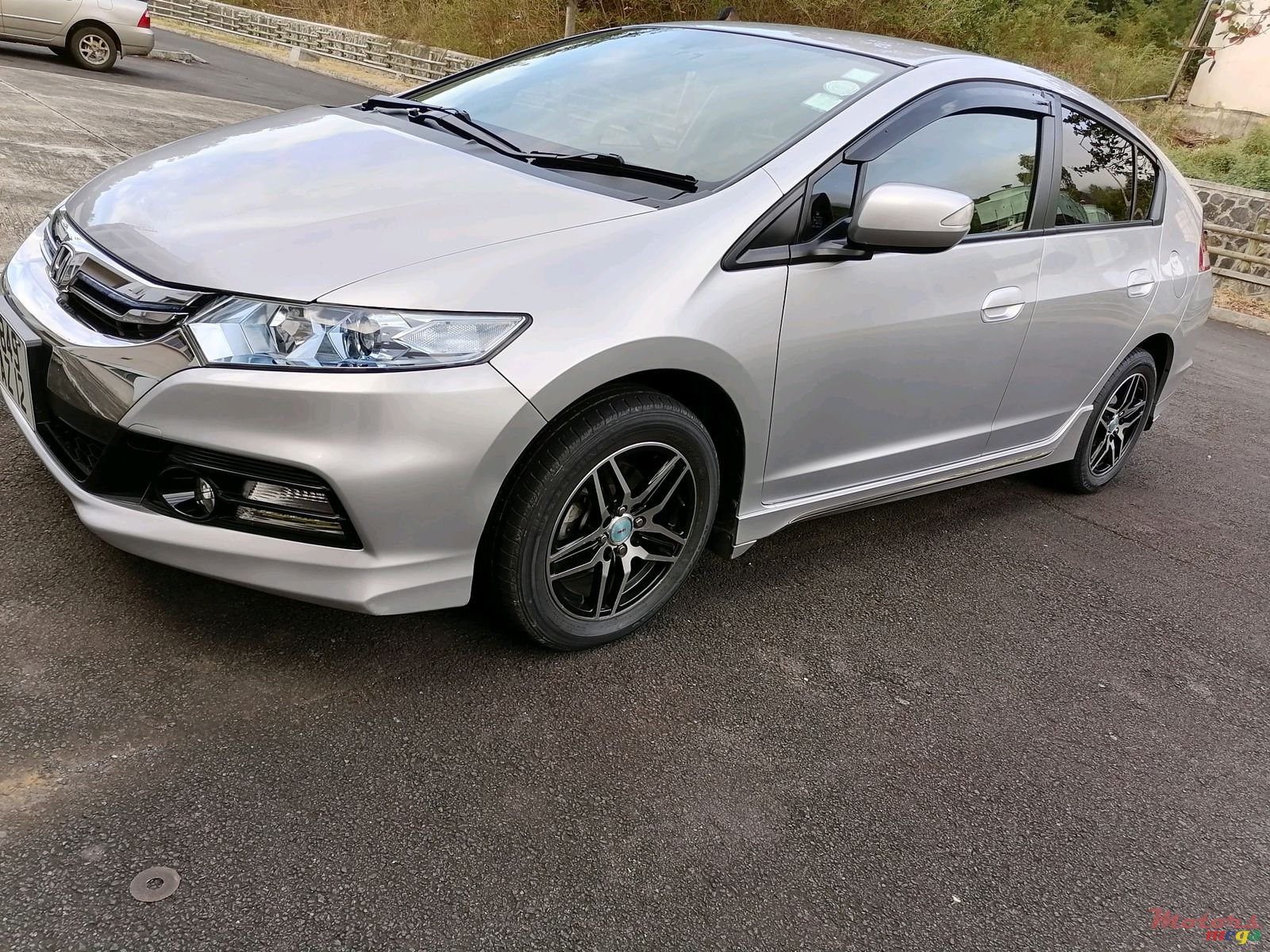 2012' Honda Insight photo #4