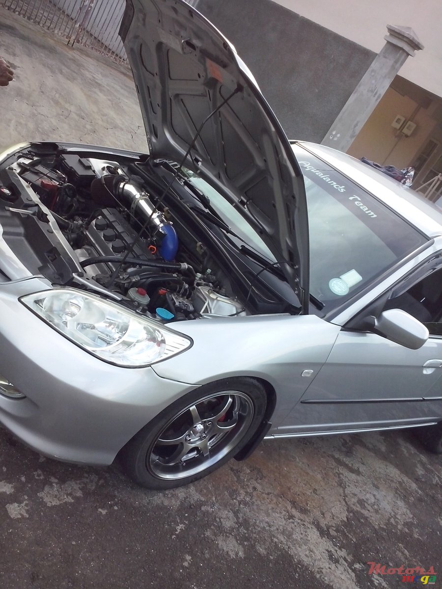 2005' Honda Civic photo #1