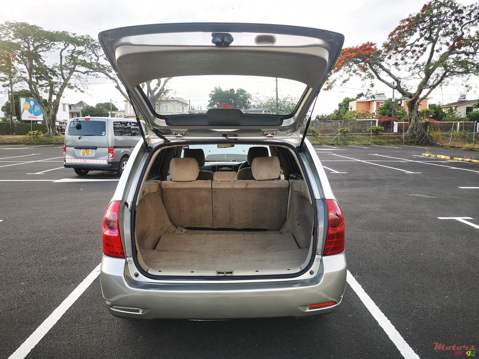 2005' Toyota Fielder photo #7