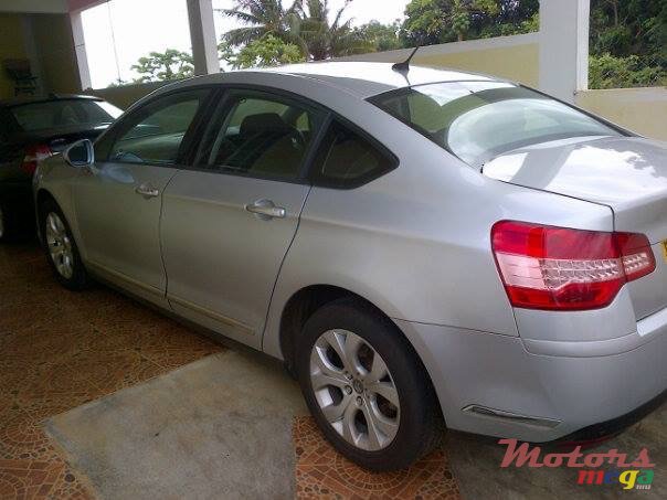 2008' Citroen C5 photo #2