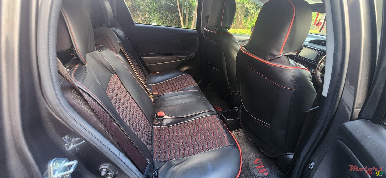 2018' Toyota Vitz photo #5