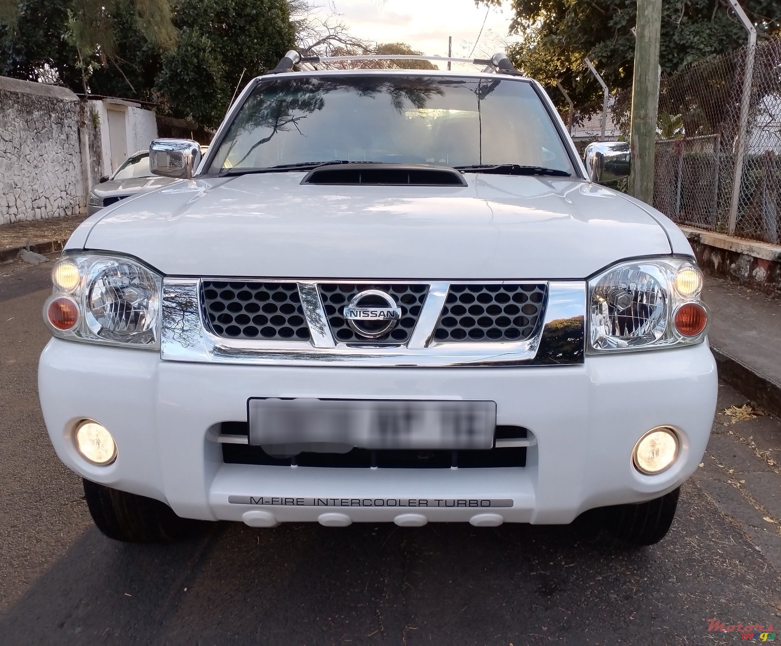 2016' Nissan photo #3