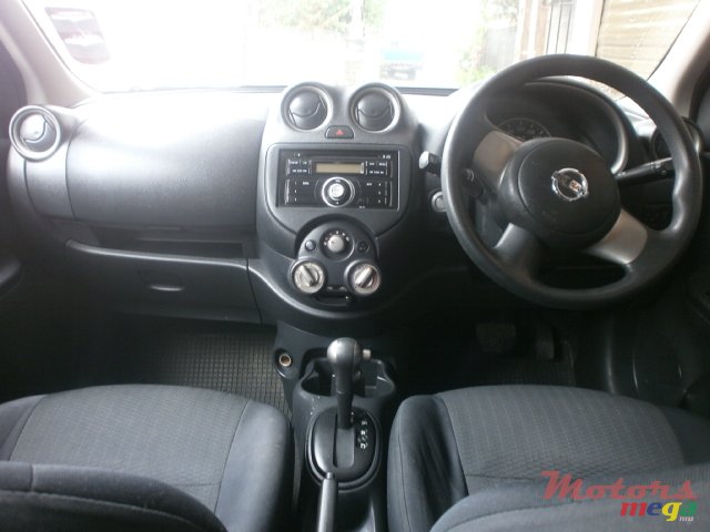 2011' Nissan March photo #7