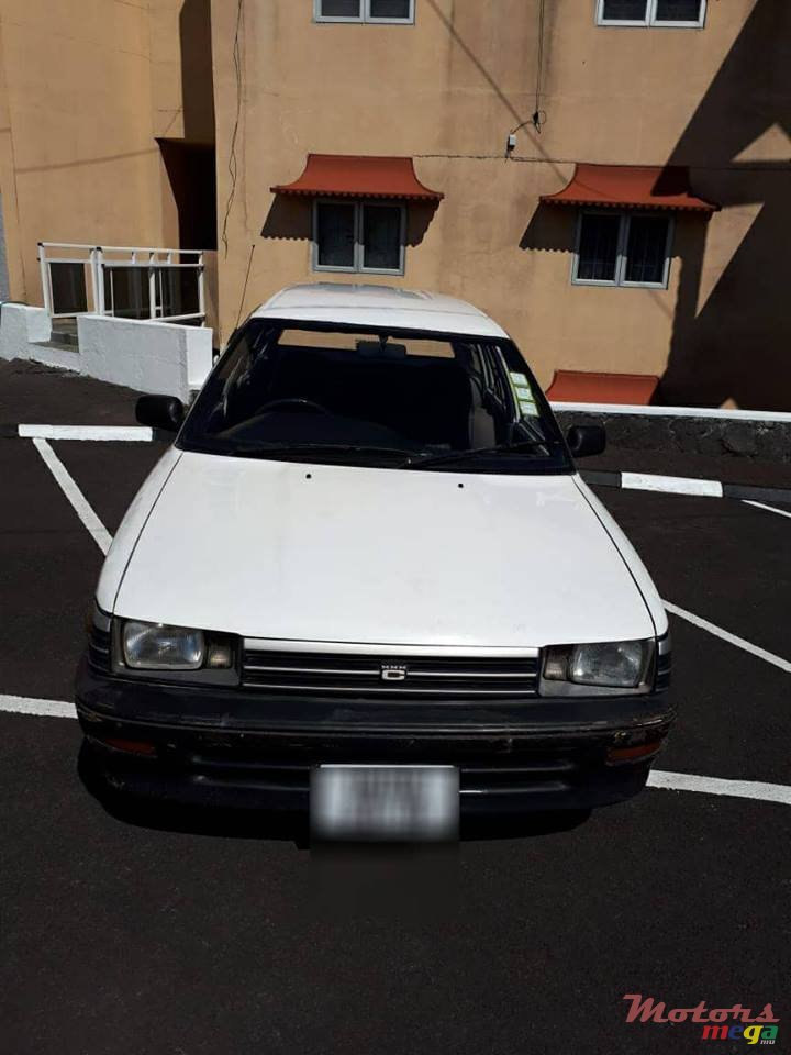 1991' Toyota Corolla EE91 photo #7