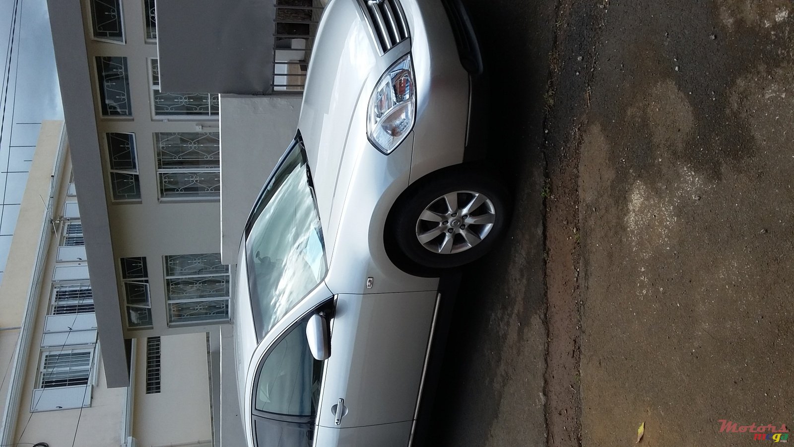 2004' Nissan Cefiro photo #1