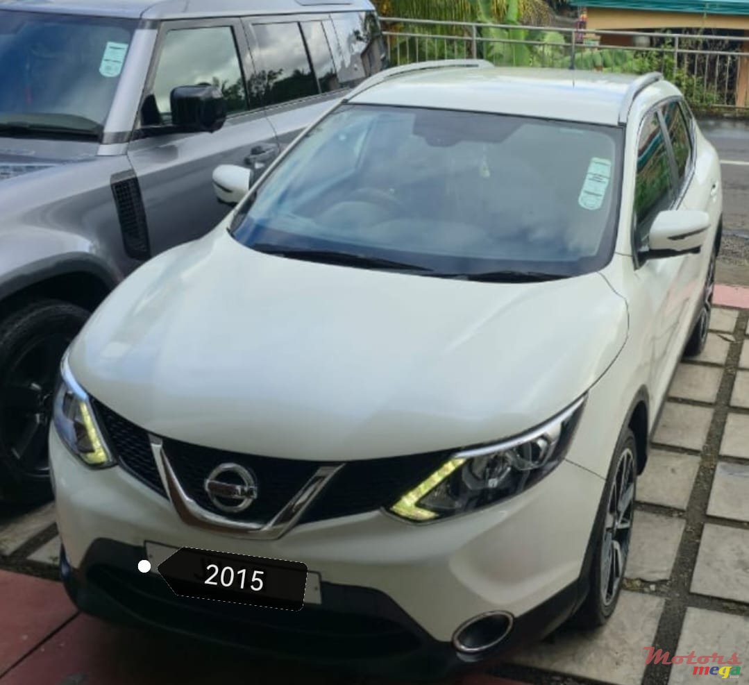 2015' Nissan Qashqai photo #1