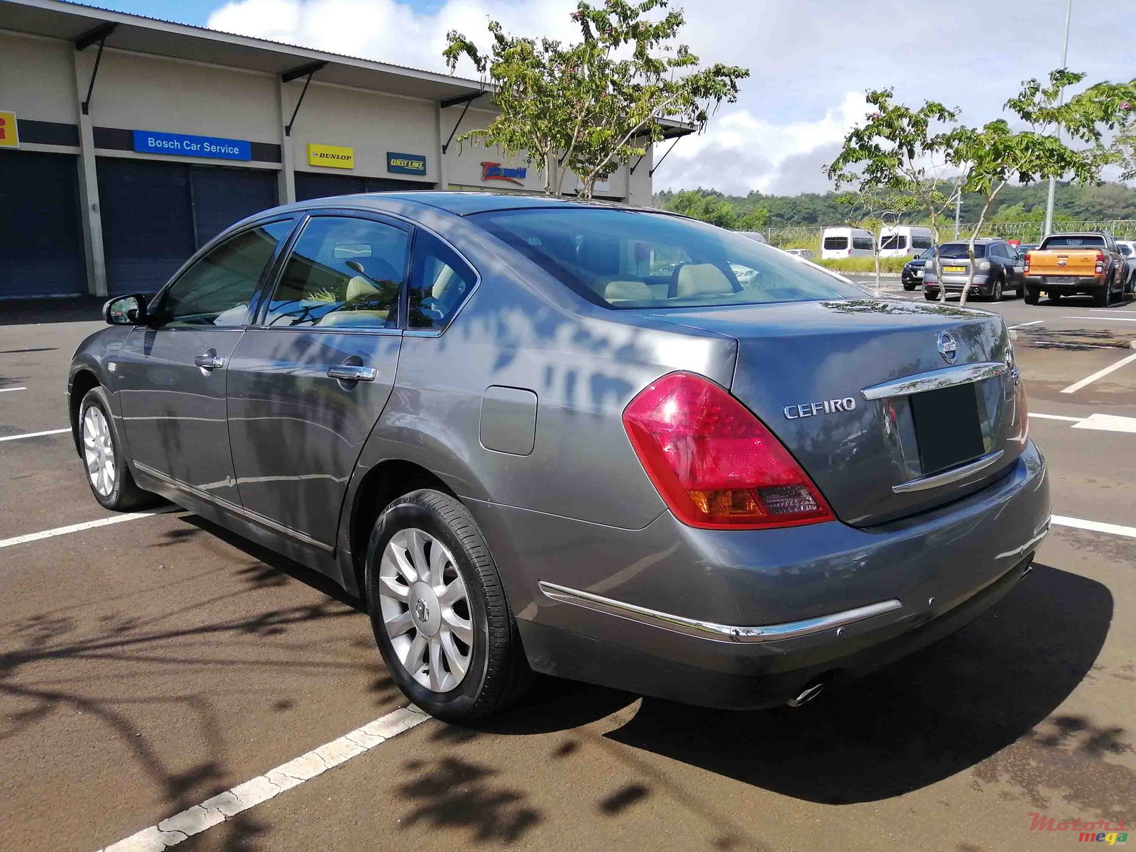 2008' Nissan Cefiro photo #2