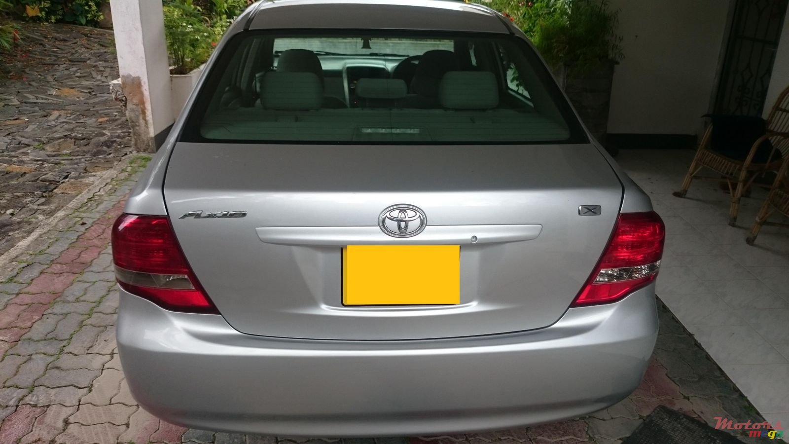 2010' Toyota Corolla Axio Grade X photo #3