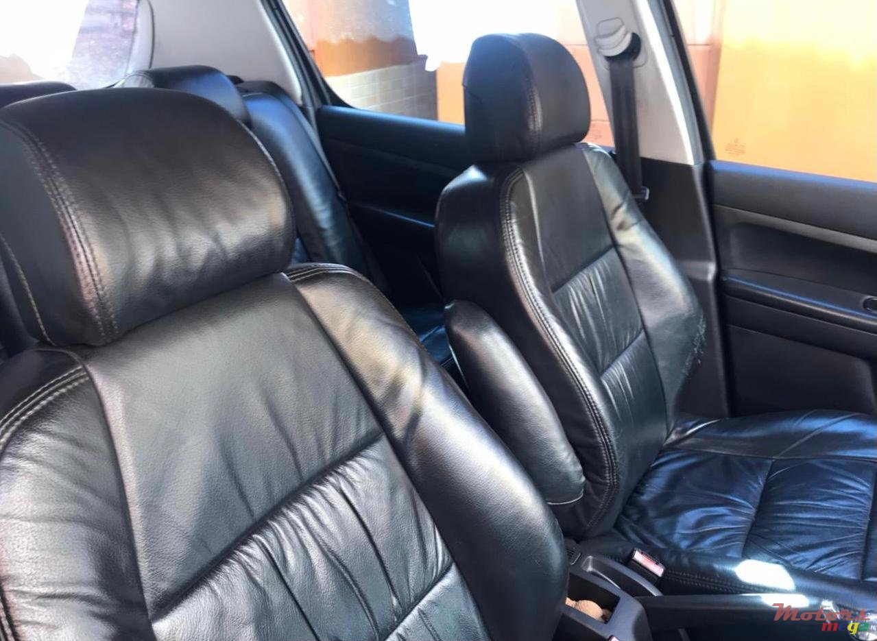 2005' Peugeot 307 photo #2